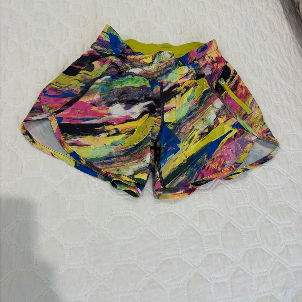 lululemon athletica Hotty Hot Abstract Women's Athletic Shorts